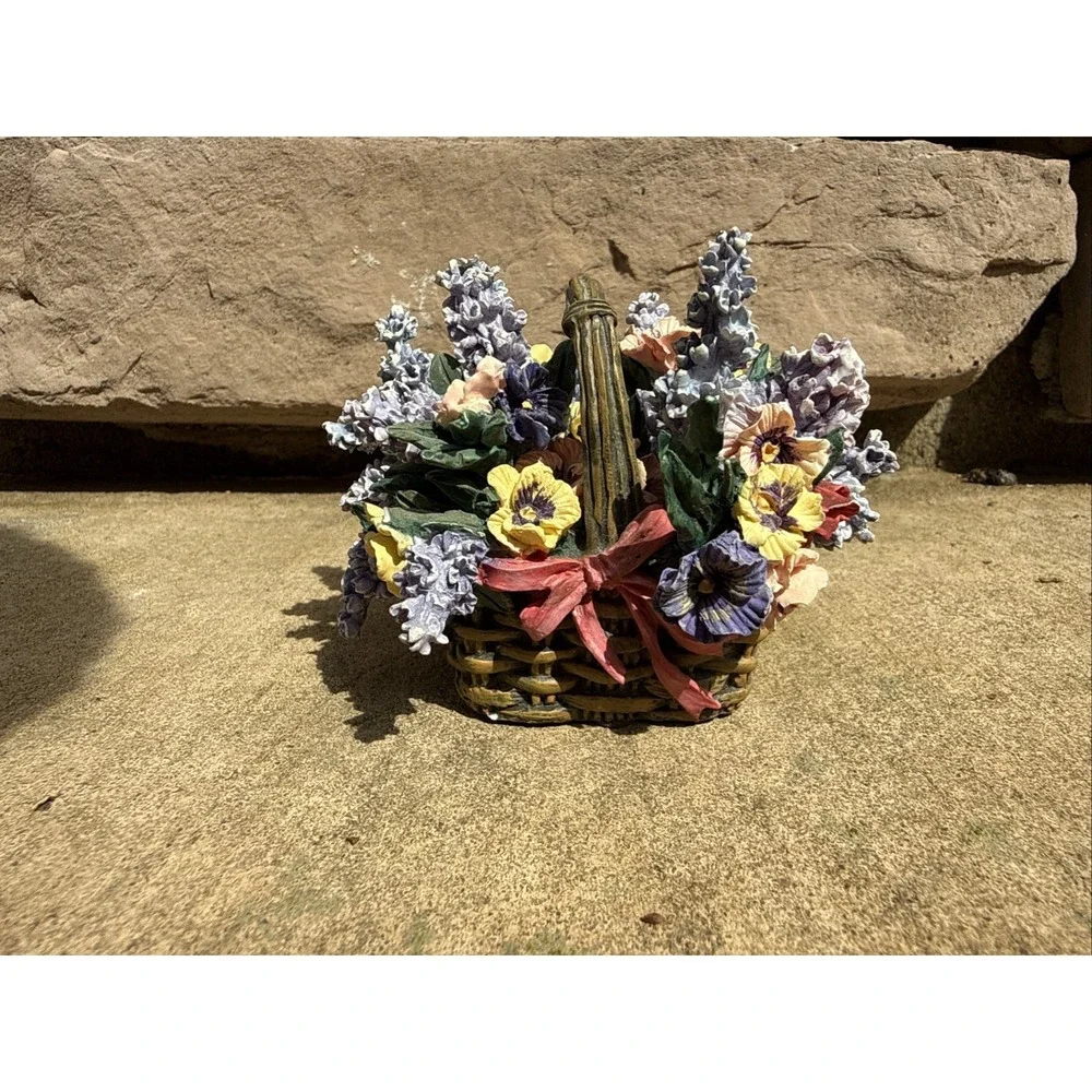 A.Elliot VTG Pansies 590A Music Box Lena Liu Basquet Bouquets Plays Oh‎ Morning